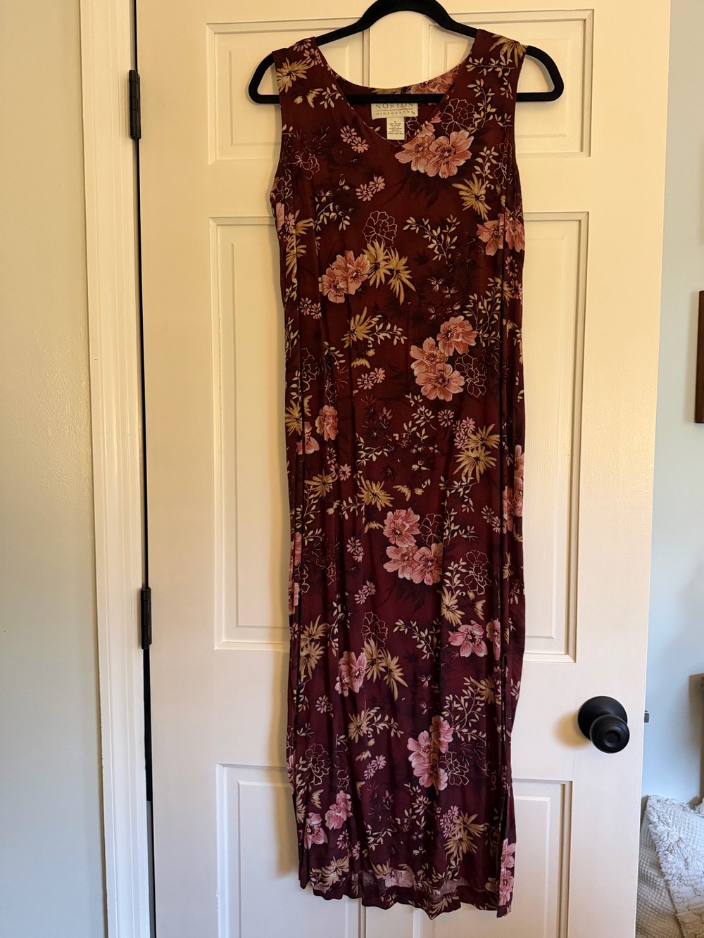 croft & barrow Burgundy Floral Sleeveless Maxi Dress